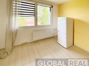 Pronájem bytu 1+1, Studená, Komenského, 32 m2