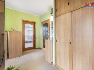 Prodej bytu 3+1, Praha - Troja, Krosenská, 75 m2