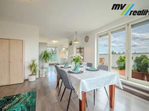 Prodej bytu 3+kk, Praha - Uhříněves, Hulanova, 85 m2