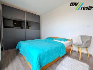 Prodej bytu 3+kk, Praha - Uhříněves, Hulanova, 85 m2
