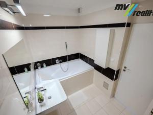 Prodej bytu 3+kk, Praha - Uhříněves, Hulanova, 85 m2