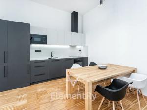 Pronájem bytu 3+kk, Hradec Králové, Šafaříkova, 100 m2