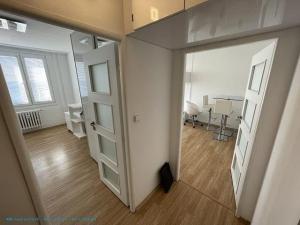 Pronájem bytu 2+kk, Praha - Kobylisy, Kyselova, 43 m2