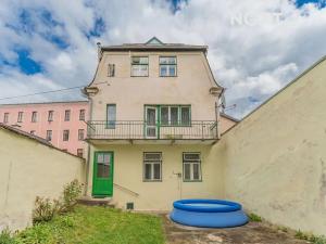 Prodej rodinného domu, Šumperk, Kostelní nám., 244 m2