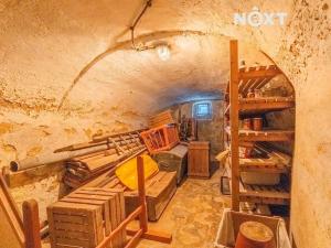 Prodej rodinného domu, Šumperk, Kostelní nám., 244 m2