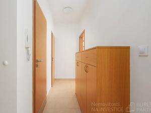 Pronájem bytu 2+kk, Praha - Záběhlice, Harlacherova, 56 m2