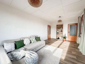 Pronájem bytu 3+1, Praha - Dejvice, Na Šťáhlavce, 70 m2