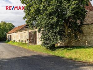Prodej zemědělské usedlosti, Počedělice, 2500 m2