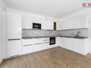 Pronájem bytu 3+kk, Plzeň, Safírová, 79 m2