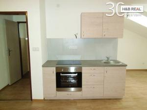 Pronájem bytu 2+kk, Hranice - Hranice I-Město, Komenského, 50 m2
