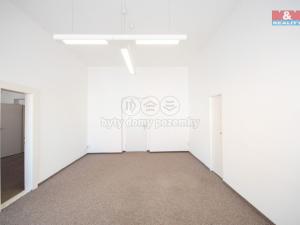 Pronájem kanceláře, Pardubice - Zelené Předměstí, 17. listopadu, 95 m2