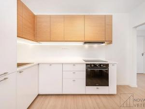 Prodej bytu 4+kk, Praha - Modřany, Urbánkova, 80 m2