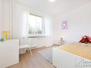 Prodej bytu 4+kk, Praha - Modřany, Urbánkova, 80 m2