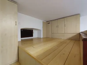 Pronájem bytu 1+kk, Praha - Žižkov, Milíčova, 30 m2