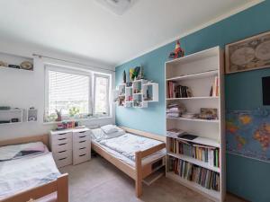Prodej bytu 3+kk, Praha - Černý Most, Dobrovolného, 59 m2