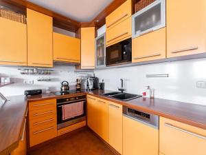 Prodej bytu 3+kk, Praha - Černý Most, Dobrovolného, 59 m2