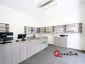 Pronájem obchodního prostoru, Praha - Smíchov, Arbesovo náměstí, 35 m2