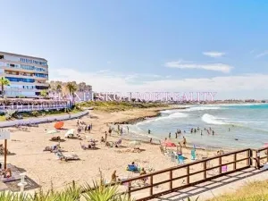 Prodej bytu 2+kk, Torrevieja, Španělsko, 35 m2
