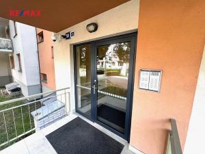 Pronájem bytu 2+kk, Praha - Záběhlice, Podle náhonu, 46 m2