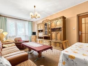 Prodej bytu 3+1, Ostrov, Kollárova, 71 m2