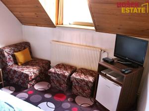 Pronájem ubytování, Křtiny, 265 m2
