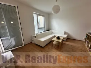 Pronájem bytu 2+kk, Brandýs nad Labem-Stará Boleslav, V Uličce, 64 m2