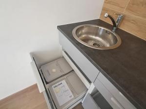 Pronájem bytu 2+kk, Praha - Libeň, Kovanecká, 56 m2