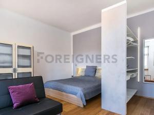 Pronájem bytu 2+kk, Praha, Eliášova, 47 m2