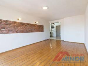 Pronájem bytu 3+1, Slaný, Husova, 93 m2