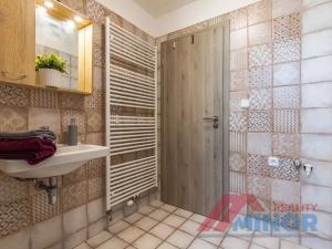 Pronájem bytu 3+1, Slaný, Husova, 93 m2