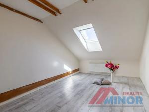 Pronájem bytu 3+1, Slaný, Husova, 93 m2