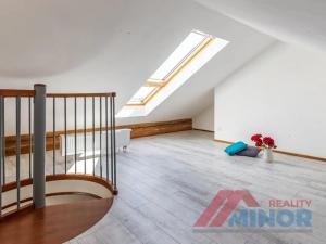 Pronájem bytu 3+1, Slaný, Husova, 93 m2
