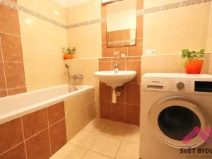 Prodej bytu 2+1, Nehvizdy, Vyšehořovická, 65 m2