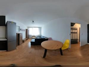 Pronájem bytu 2+kk, Kladno, Holandská, 39 m2