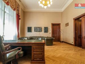 Prodej historického objektu, Praha - Smíchov, Kartouzská, 664 m2