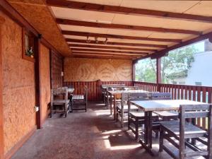 Pronájem restaurace, Hradec Králové - Kukleny, Pražská třída, 115 m2