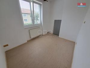 Prodej bytu 2+1, Petrovice, 58 m2