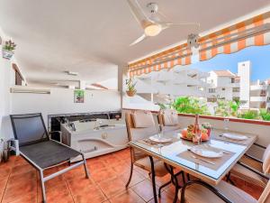 Prodej bytu 2+kk, Los Cristianos, Arona, Španělsko, 68 m2