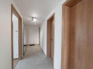 Pronájem bytu 2+kk, Praha - Hloubětín, Poděbradská, 52 m2