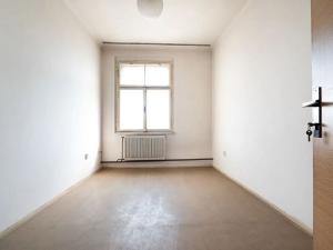 Prodej kanceláře, Praha - Strašnice, V korytech, 800 m2
