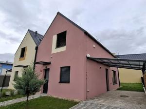 Pronájem rodinného domu, Praha - Újezd nad Lesy, Staroújezdská, 98 m2
