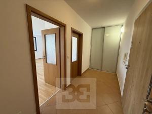 Pronájem bytu 1+kk, Praha - Holešovice, U měšťanského pivovaru, 54 m2