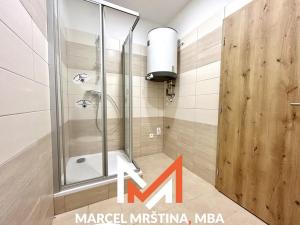 Pronájem bytu 2+1, Červený Kostelec, Rybničná, 65 m2