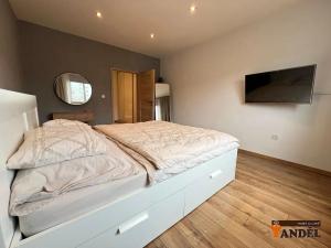 Prodej bytu 3+1, Havířov, Hlavní třída, 91 m2