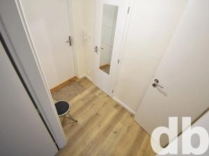 Pronájem bytu 2+kk, Karlovy Vary, Vřídelní, 42 m2