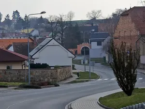 Prodej komerční nemovitosti, Vykáň, 450 m2