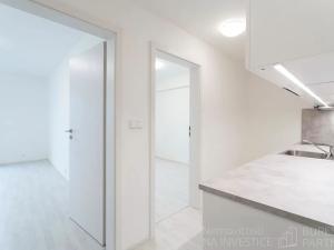 Pronájem bytu 2+kk, Praha - Suchdol, Suchdolské náměstí, 43 m2