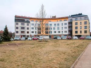 Pronájem bytu 2+kk, Praha - Suchdol, Suchdolské náměstí, 43 m2