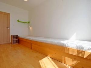 Pronájem bytu 3+kk, Praha - Řepy, Bazovského, 69 m2