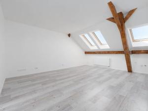Prodej bytu 3+kk, Oslavany, Hlavní, 86 m2